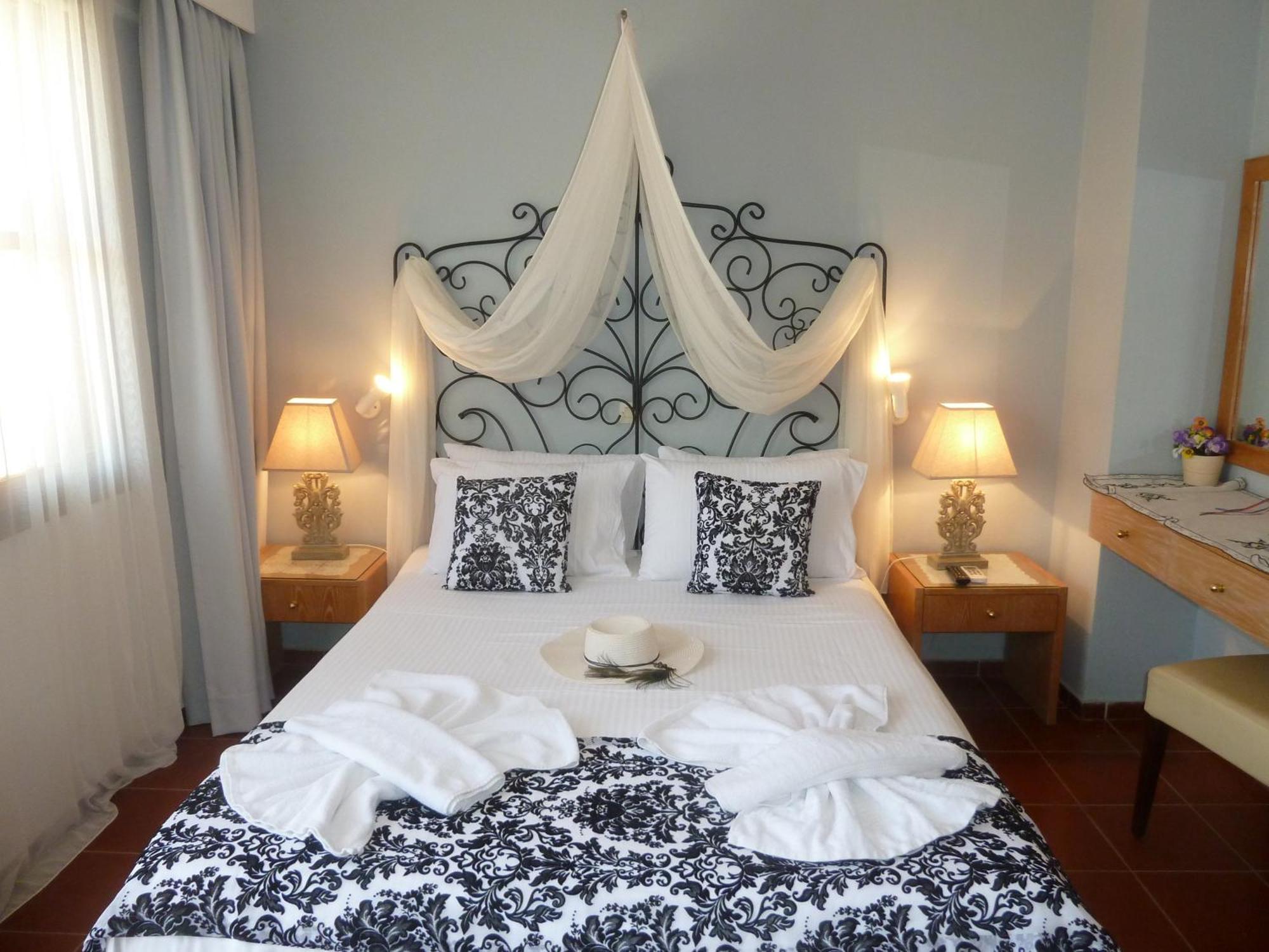 Calergi Residence - Holidays In Crete Atsipopoulo Ngoại thất bức ảnh
